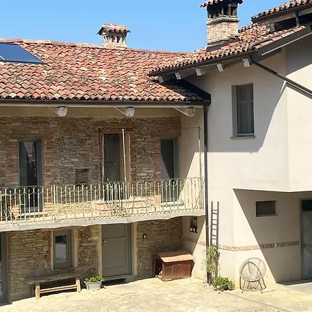 La Feia Cascina Di Langa *