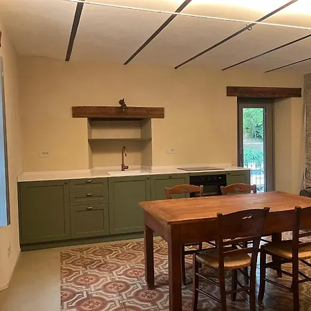 La Feia Cascina Di Langa